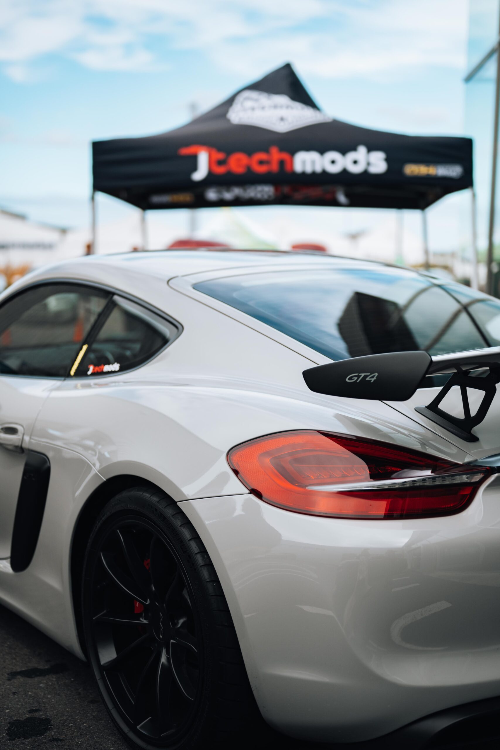 BATTLE OF THE BRANDS | Coffee & Cars | Jtechmods